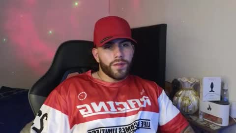 Snapshot of ades_lowe chatting on 03/26/26, 05:13 Ades online show from 03/26/26, 05:13