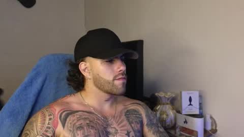 Snapshot of ades_lowe chatting on 03/29/26, 09:53 Ades online show from 03/29/26, 09:53