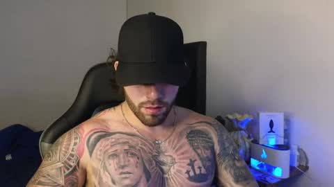 Snapshot of ades_lowe chatting on 04/03/26, 08:56 Ades online show from 04/03/26, 08:56