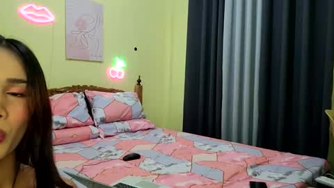 Snapshot of adgodz chatting on 04/10/26, 12:10 Cassie online show from 04/10/26, 12:10