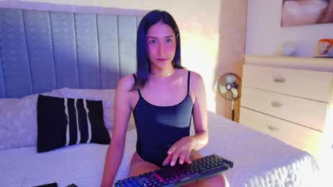 Snapshot of adhara365 chatting on 05/20/26, 11:11 adhara star 3 online show from 05/20/26, 11:11