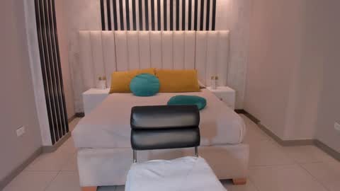 Adhara online show from 01/10/25, 10:06