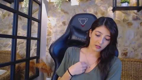 Snapshot of adharahamilton chatting on 09/10/25, 07:14 Adhara Hamilton online show from 09/10/25, 07:14