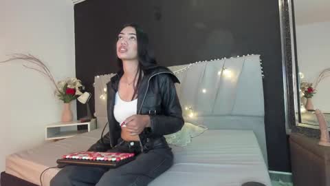 Adhara online show from 05/12/26, 01:19