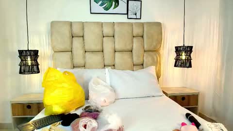 Snapshot of adharasmithh chatting on 12/01/25, 07:30 AdharaSmithh online show from 12/01/25, 07:30