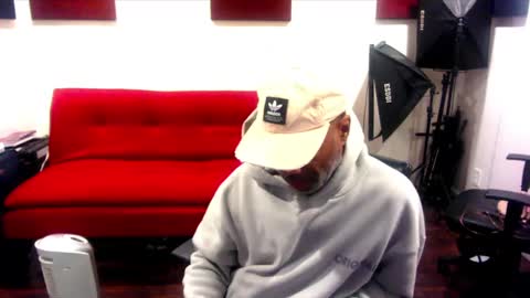 Snapshot of adick_ting chatting on 12/25/24, 07:24 adick_ting online show from 12/25/24, 07:24