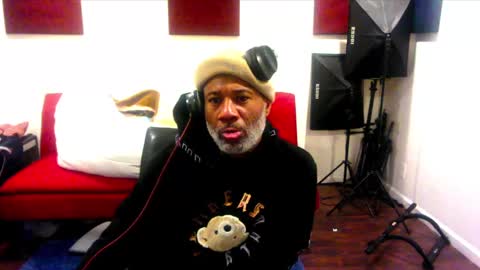 Snapshot of adick_ting chatting on 01/07/25, 07:42 adick_ting online show from 01/07/25, 07:42