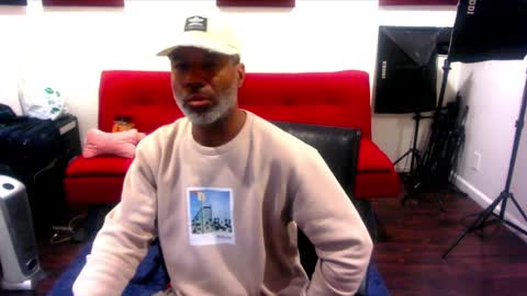 Snapshot of adick_ting chatting on 01/25/25, 05:40 adick_ting online show from 01/25/25, 05:40