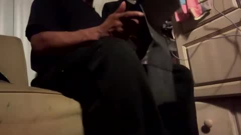 Snapshot of adick_ting chatting on 09/09/25, 05:29 adick_ting online show from 09/09/25, 05:29