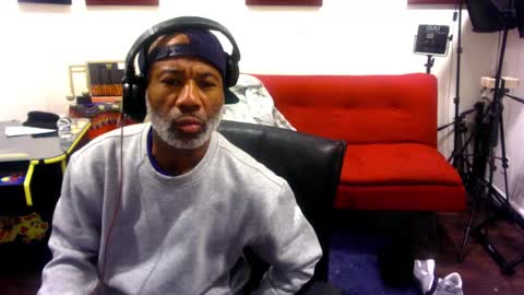 Snapshot of adick_ting chatting on 10/23/25, 07:40 adick_ting online show from 10/23/25, 07:40