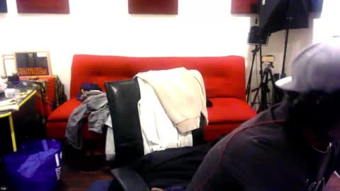 Snapshot of adick_ting chatting on 11/28/25, 04:48 adick_ting online show from 11/28/25, 04:48