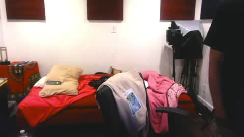 Snapshot of adick_ting chatting on 04/11/26, 06:12 adick_ting online show from 04/11/26, 06:12