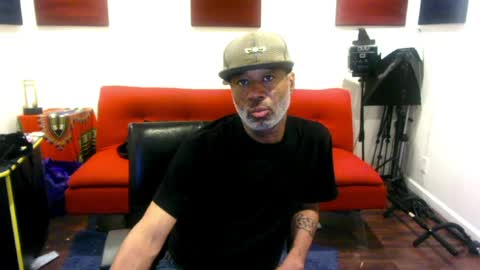 Snapshot of adick_ting chatting on 04/25/26, 09:01 adick_ting online show from 04/25/26, 09:01