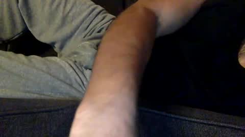 Snapshot of adipoli710 chatting on 02/11/25, 02:35 horny kinky daddy online show from 02/11/25, 02:35