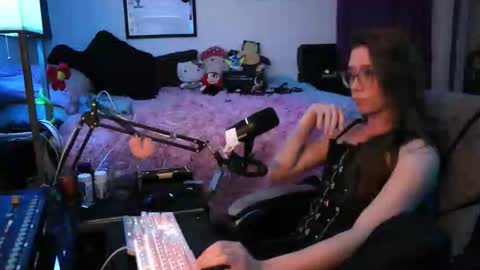A Ditzy TGirl aka Lizzy online show from 12/18/25, 10:49