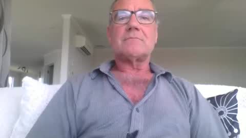 adjustable14 online show from 11/02/25, 01:41