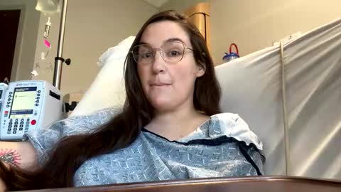 Snapshot of adobe_angel304 chatting on 04/03/26, 05:44 adobe_angel304 online show from 04/03/26, 05:44