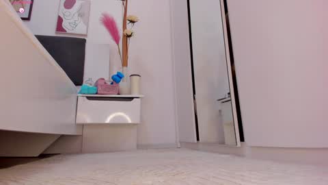 Save the date 23 NOVEMBER for a incendiary day with me  online show from 02/08/25, 10:51