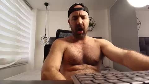 Juan online show from 10/23/25, 08:29