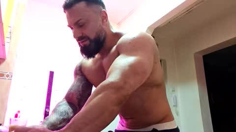 Adonis online show from 11/09/25, 11:08