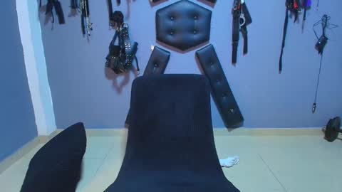 adonisdios online show from 12/17/25, 12:16