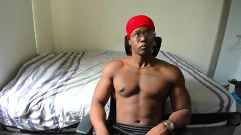 Adonis Knight  online show from 02/10/25, 03:21