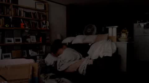 Snapshot of adorable22 chatting on 01/01/25, 02:31 adorable22 online show from 01/01/25, 02:31