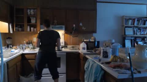 Snapshot of adorable22 chatting on 02/15/25, 06:33 adorable22 online show from 02/15/25, 06:33