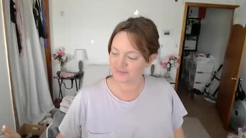 Snapshot of adorable22 chatting on 04/14/26, 01:17 adorable22 online show from 04/14/26, 01:17