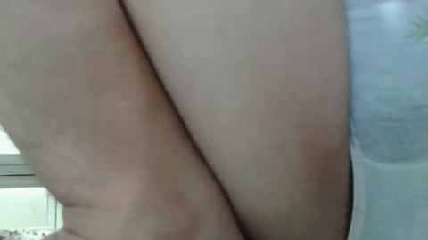 Snapshot of adorable_anna chatting on 04/08/26, 01:44 annelovesu online show from 04/08/26, 01:44