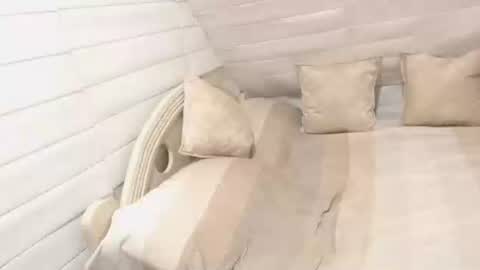 Snapshot of adorabletrans69 chatting on 01/13/25, 09:42 Princess BLanca online show from 01/13/25, 09:42