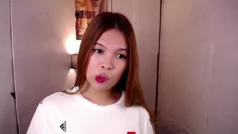 adorabletsforyouxx online show from 02/22/25, 11:03