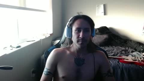 Snapshot of adoraso18 chatting on 10/20/25, 12:33 adoraso18 online show from 10/20/25, 12:33