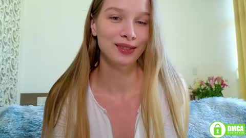 Lia  online show from 05/08/26, 03:34