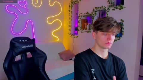 Snapshot of adrean_sofi chatting on 01/22/25, 04:55 adrean_sofi online show from 01/22/25, 04:55