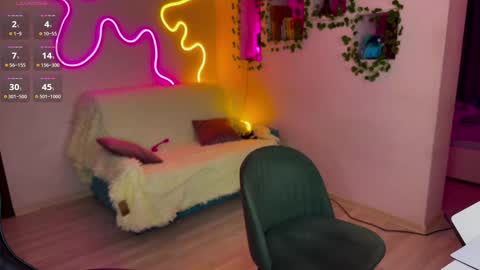 Snapshot of adrean_sofi chatting on 02/13/25, 10:33 adrean_sofi online show from 02/13/25, 10:33