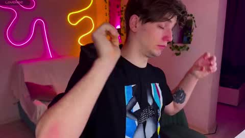 Snapshot of adrean_sofi chatting on 02/24/25, 07:41 adrean_sofi online show from 02/24/25, 07:41