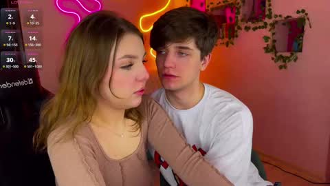 Snapshot of adrean_sofi chatting on 03/06/25, 03:13 adrean_sofi online show from 03/06/25, 03:13