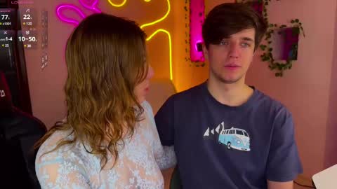 Snapshot of adrean_sofi chatting on 03/12/25, 04:24 adrean_sofi online show from 03/12/25, 04:24