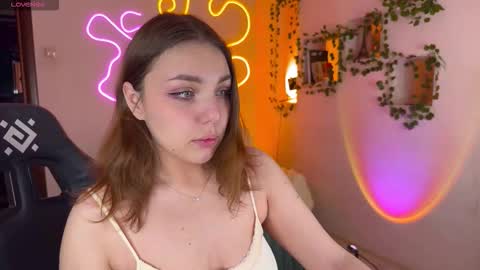 Snapshot of adrean_sofi chatting on 10/12/25, 01:32 adrean_sofi online show from 10/12/25, 01:32