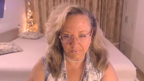 Snapshot of adrena_ chatting on 07/02/26, 02:00 Cryna online show from 07/02/26, 02:00