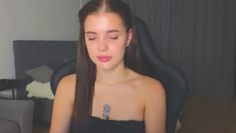 Snapshot of adri_dream chatting on 09/20/25, 09:49 Adriana online show from 09/20/25, 09:49