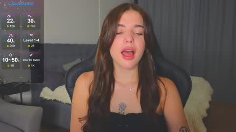 Snapshot of adri_dream chatting on 10/03/25, 01:24 Adriana online show from 10/03/25, 01:24