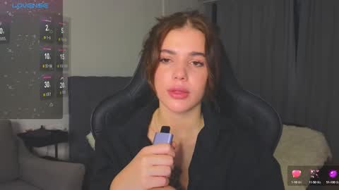 Snapshot of adri_dream chatting on 10/08/25, 09:23 Adriana online show from 10/08/25, 09:23