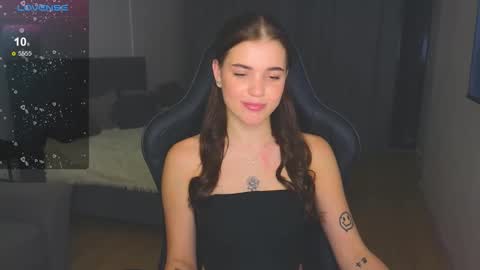 Snapshot of adri_dream chatting on 11/01/25, 12:56 Adriana online show from 11/01/25, 12:56