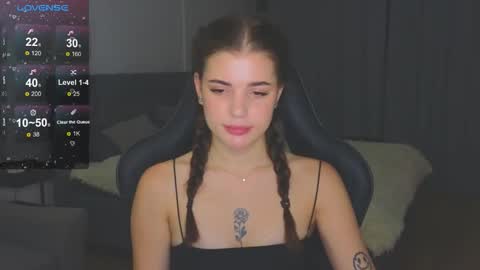 Snapshot of adri_dream chatting on 11/09/25, 02:54 Adriana online show from 11/09/25, 02:54