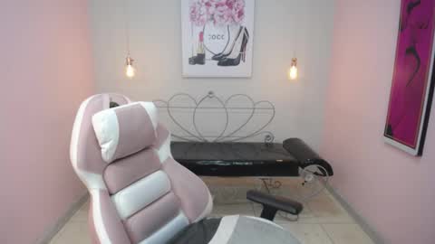 Adri  online show from 05/02/26, 01:27