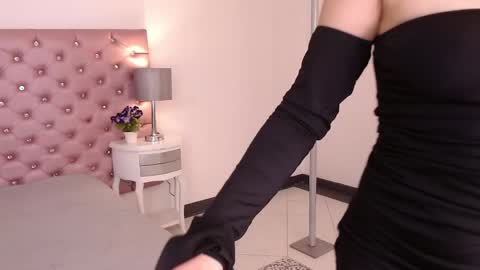 Adri online show from 04/27/26, 03:48