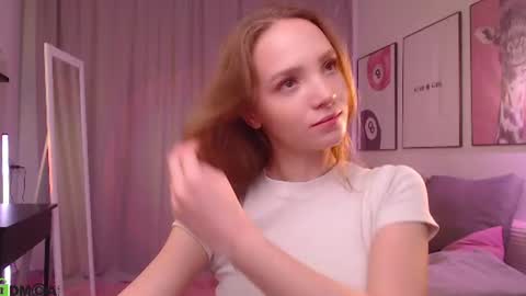 Snapshot of adria_arjona chatting on 07/02/26, 04:40 Eva online show from 07/02/26, 04:40