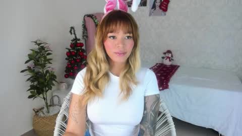 Adriana online show from 12/20/25, 01:18